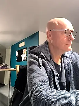 bogland33 online show from 11/03/25, 07:37