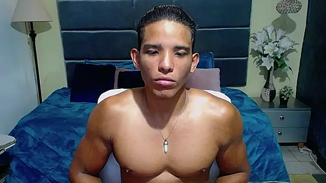 Snapshot of puma_fit chatting on 12/07/24, 05:31 puma fit online show from 12/07/24, 05:31