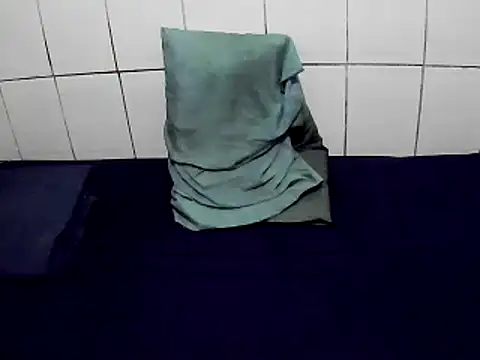 Snapshot of pierdona chatting on 01/19/25, 12:06 pierdona online show from 01/19/25, 12:06