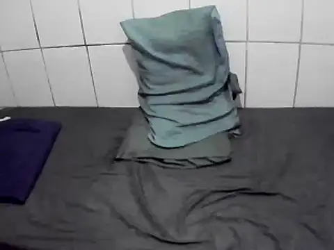 Snapshot of pierdona chatting on 01/29/25, 10:01 pierdona online show from 01/29/25, 10:01