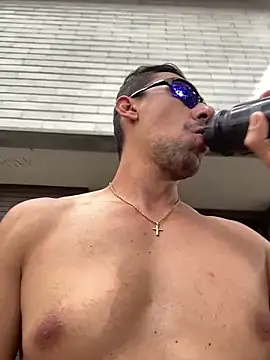 dantedesirexx online show from 11/18/25, 06:12