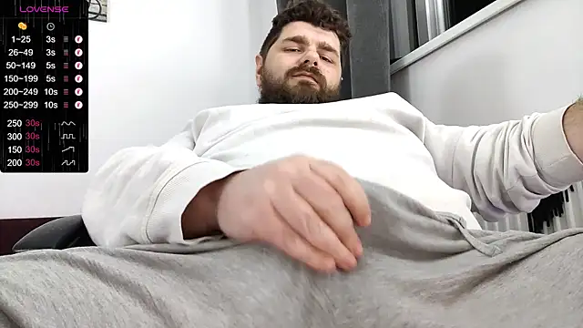 Snapshot of KingMarti chatting on 12/24/24, 03:16 KingMarti online show from 12/24/24, 03:16