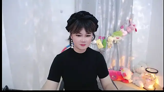 Snapshot of Fan_ting chatting on 10/10/25, 03:11 Fan ting online show from 10/10/25, 03:11