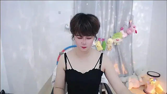 Snapshot of Fan_ting chatting on 10/12/25, 03:27 Fan ting online show from 10/12/25, 03:27