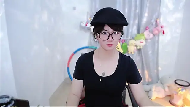 Snapshot of Fan_ting chatting on 10/27/25, 02:32 Fan ting online show from 10/27/25, 02:32