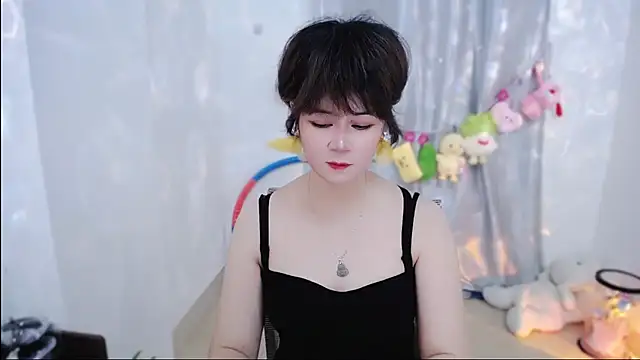 Snapshot of Fan_ting chatting on 10/29/25, 02:47 Fan ting online show from 10/29/25, 02:47