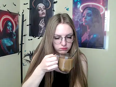  AlMamiyy  online show from 10/17/25, 06:49