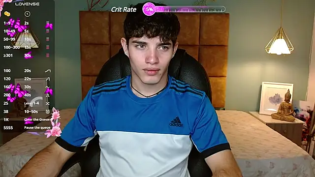 Snapshot of AlejooTwink chatting on 03/09/25, 06:11 AlejooTwink online show from 03/09/25, 06:11