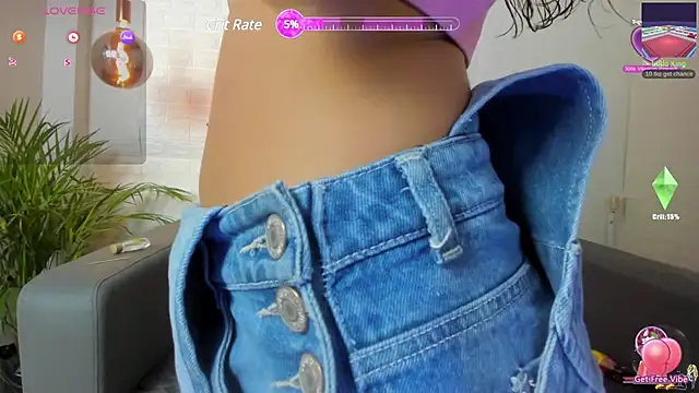 Snapshot of Layla_707 chatting on 01/16/25, 10:23 Layla 707 online show from 01/16/25, 10:23
