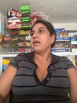 Snapshot of siri_duque chatting on 10/24/25, 06:37 siri duque online show from 10/24/25, 06:37