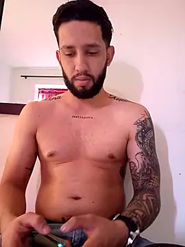 maxXximo777 online show from 01/06/25, 09:22