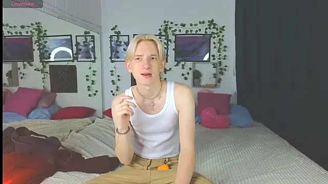 Ron Vils online show from 12/21/24, 04:19