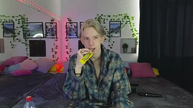 Ron Vils online show from 03/13/25, 04:38