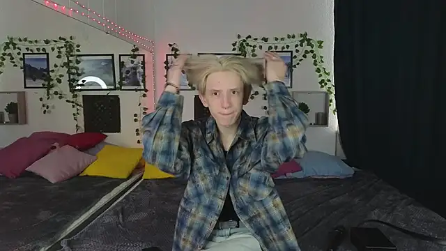 Ron Vils online show from 03/17/25, 02:52