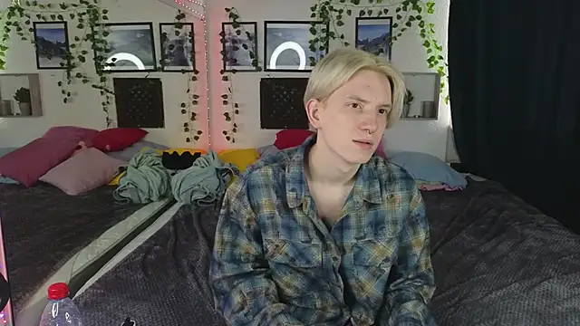 Ron Vils online show from 03/17/25, 05:56