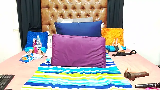 Snapshot of Hotxbums22 chatting on 10/09/25, 07:50 Hotxbums22 online show from 10/09/25, 07:50