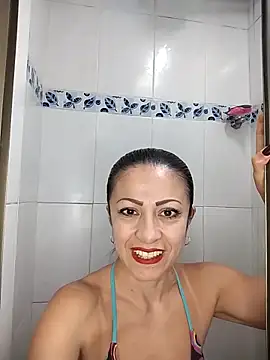 Snapshot of Venus-Wood chatting on 03/16/25, 08:32 Venus-Wood online show from 03/16/25, 08:32