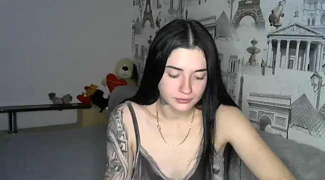 Liana diva online show from 12/19/24, 02:34