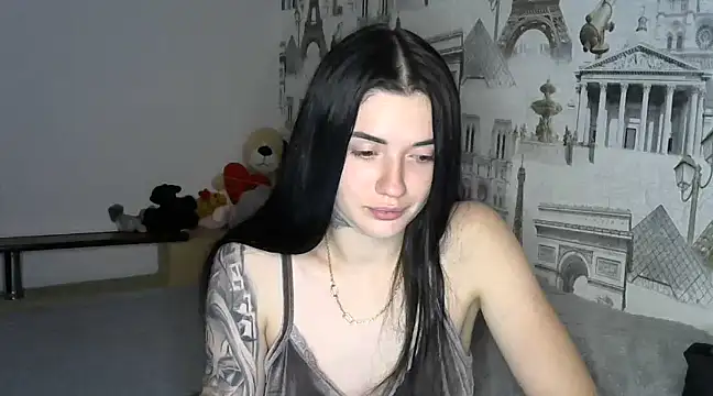 Liana diva online show from 12/21/24, 12:20