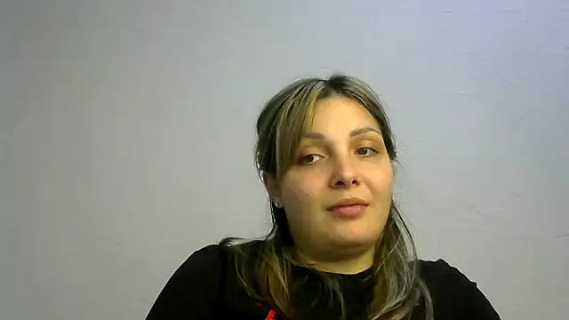 Snapshot of Iskor_ka chatting on 12/18/24, 05:21 Iskor ka online show from 12/18/24, 05:21