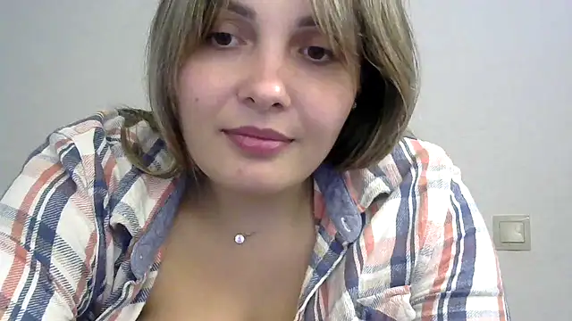 Snapshot of Iskor_ka chatting on 01/09/25, 08:33 Iskor ka online show from 01/09/25, 08:33