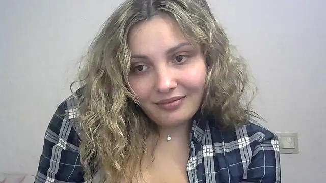Snapshot of Iskor_ka chatting on 01/13/25, 05:44 Iskor ka online show from 01/13/25, 05:44