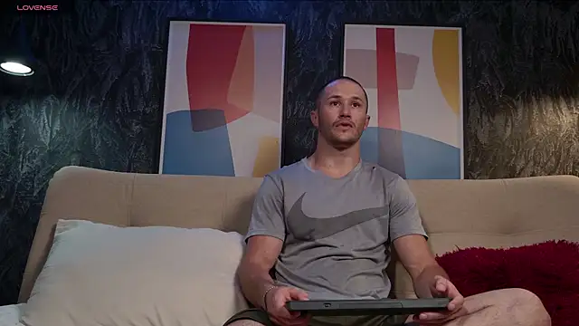 AxelFairchaild online show from 11/12/25, 01:11