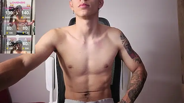 Snapshot of Cristopher23_ chatting on 09/26/25, 10:08 Cristopher23 online show from 09/26/25, 10:08