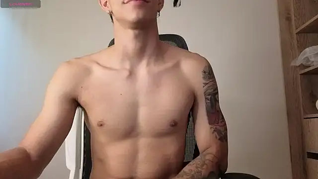 Snapshot of Cristopher23_ chatting on 10/03/25, 12:57 Cristopher23 online show from 10/03/25, 12:57