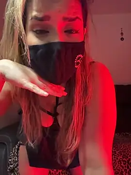 Snapshot of famous_indian_girl chatting on 10/23/25, 04:12 famous indian girl online show from 10/23/25, 04:12