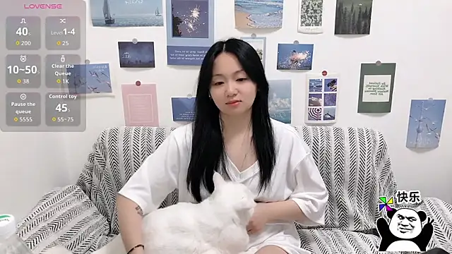 Snapshot of LiLiYbaby chatting on 11/06/25, 06:25 LiLiYbaby online show from 11/06/25, 06:25