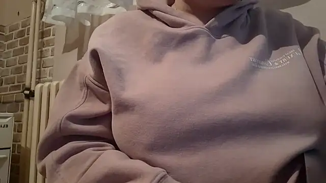 AalinnaK online show from 02/14/25, 03:15