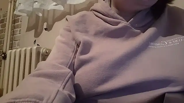 AalinnaK online show from 02/26/25, 04:03