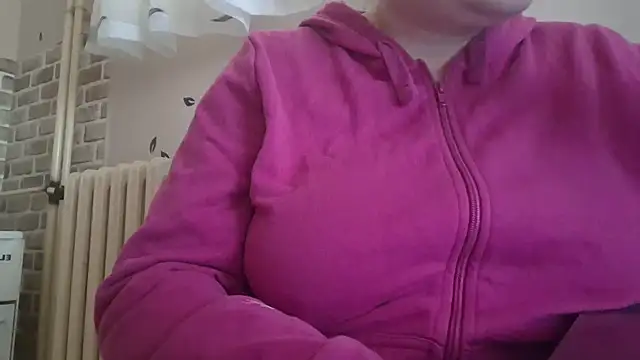 AalinnaK online show from 02/27/25, 01:38