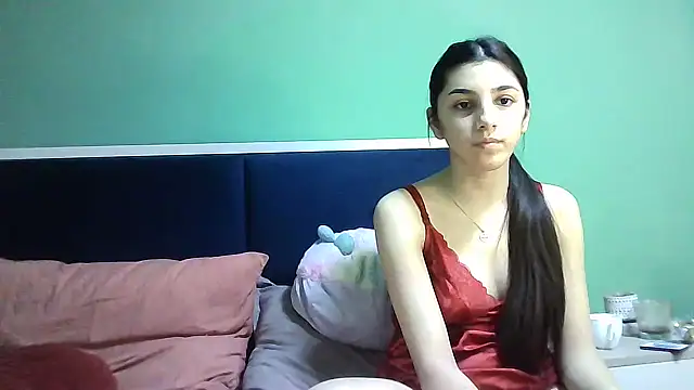 Snapshot of Ahotkittyxxx chatting on 12/29/24, 12:12 Ahotkittyxxx online show from 12/29/24, 12:12