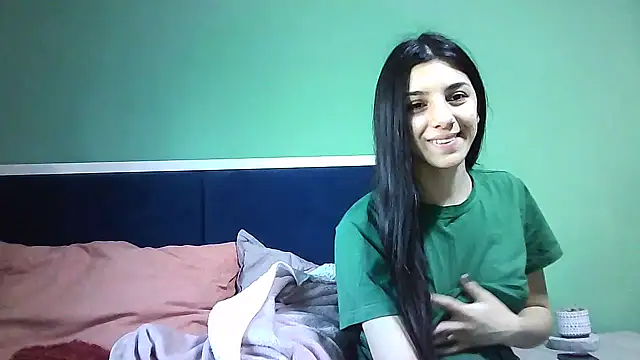 Snapshot of Ahotkittyxxx chatting on 01/02/25, 09:43 Ahotkittyxxx online show from 01/02/25, 09:43