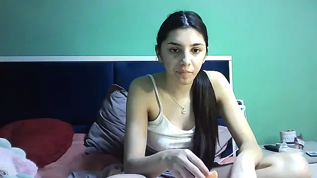 Snapshot of Ahotkittyxxx chatting on 01/06/25, 05:16 Ahotkittyxxx online show from 01/06/25, 05:16