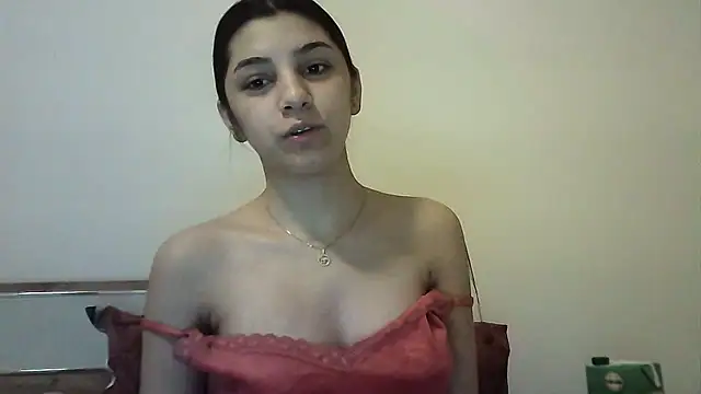 Snapshot of Ahotkittyxxx chatting on 10/25/25, 05:48 Ahotkittyxxx online show from 10/25/25, 05:48