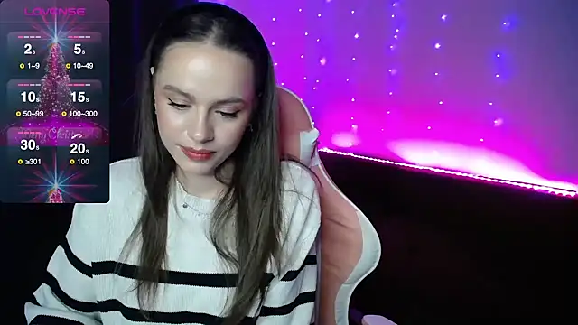 Snapshot of Emillias chatting on 01/23/25, 05:10 Emillias online show from 01/23/25, 05:10