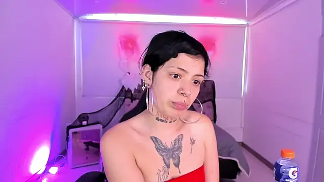 AuroraDiaz online show from 10/25/25, 07:30