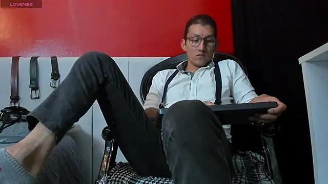 Snapshot of enzopratt chatting on 03/15/25, 06:36 enzopratt online show from 03/15/25, 06:36