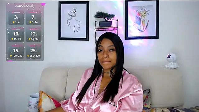 Snapshot of Amber_diamond chatting on 02/19/25, 06:00 Amber diamond online show from 02/19/25, 06:00