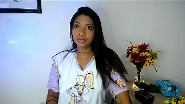 Snapshot of Amber_diamond chatting on 03/23/25, 05:10 Amber diamond online show from 03/23/25, 05:10