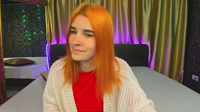  Polly Love  online show from 12/09/24, 04:15