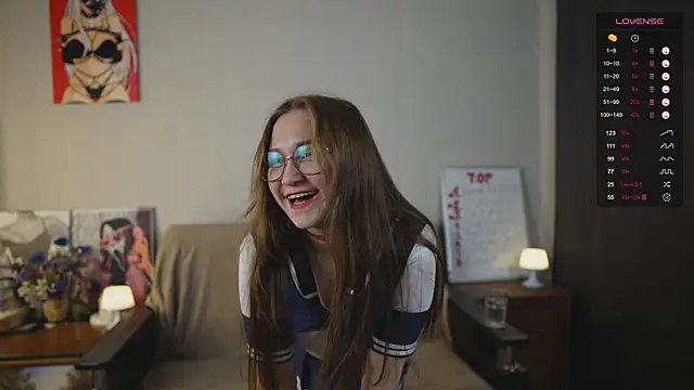 Snapshot of Miatiny chatting on 11/20/25, 12:27 Miatiny online show from 11/20/25, 12:27