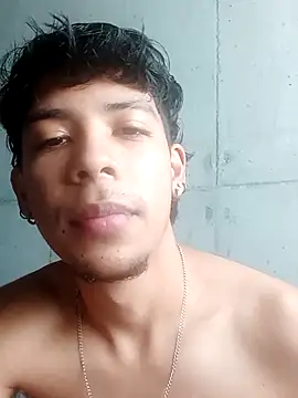 Snapshot of Elputas chatting on 09/26/25, 04:00 Elputas online show from 09/26/25, 04:00