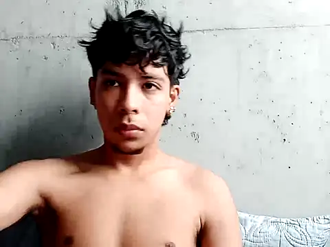 Snapshot of Elputas chatting on 09/30/25, 03:28 Elputas online show from 09/30/25, 03:28