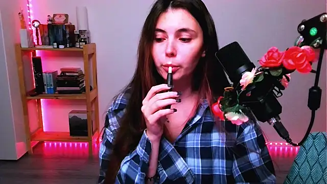 peaachybabe   online show from 10/14/25, 02:29