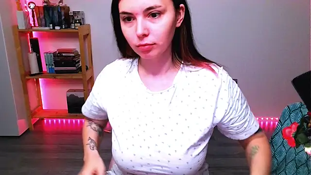 peaachybabe   online show from 10/27/25, 03:49