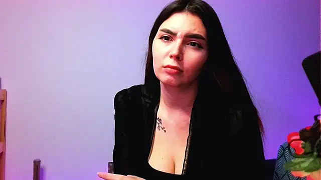 peaachybabe   online show from 10/28/25, 05:26